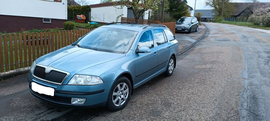 Bild des Angebotes Skoda Octavia Combi 1.6 Classic Classic