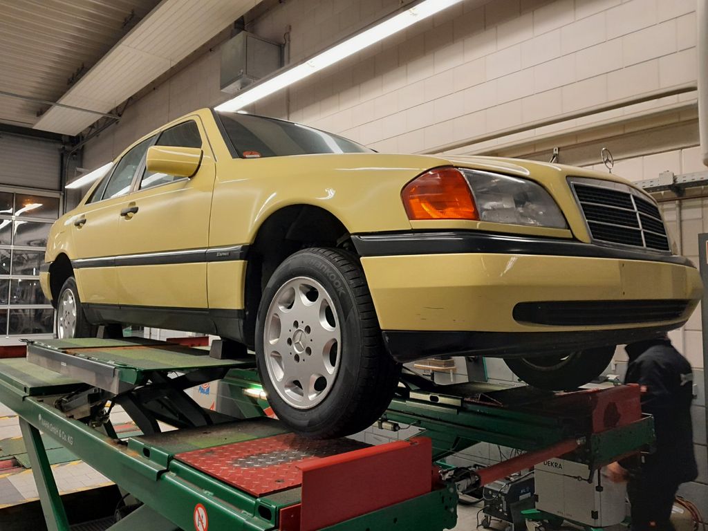Bild des Angebotes Mercedes-Benz C 200 Diesel ESPRIT