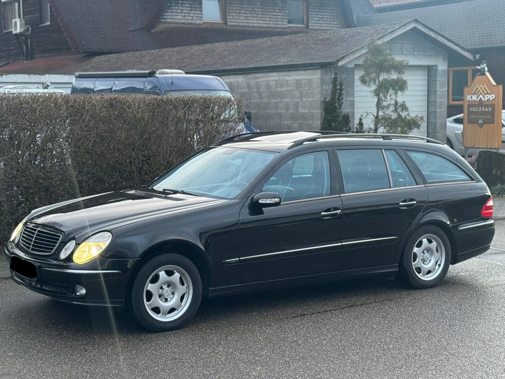 Bild des Angebotes Mercedes-Benz E 320 T AVANTGARDE|AUTOMATIK |VAA|