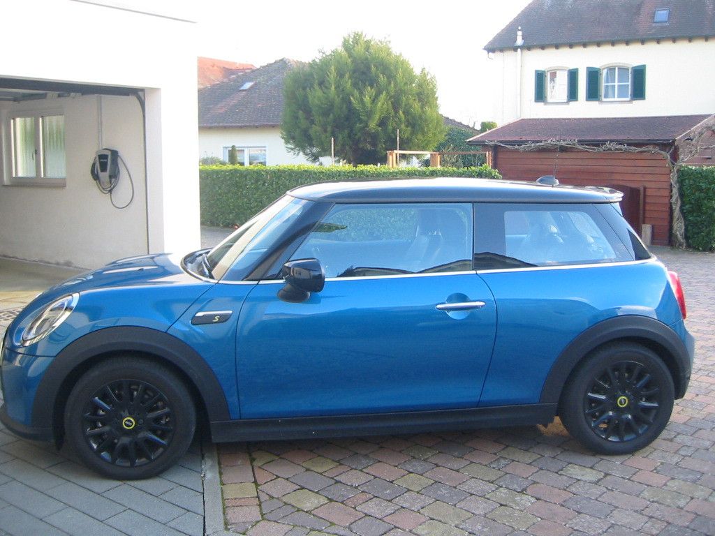 Bild des Angebotes MINI Cooper SE Classic Trim Classic Trim