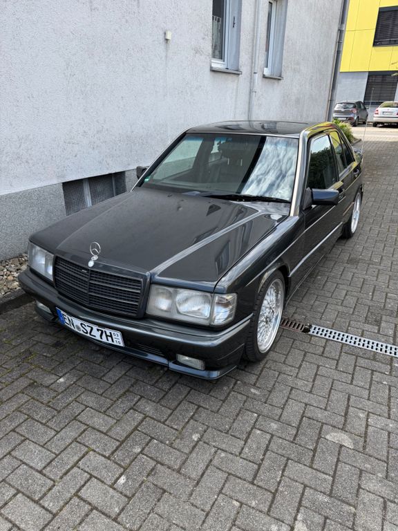Mercedes-Benz 190 E 2,6 6-Zylinder mit AMG Paket TOP