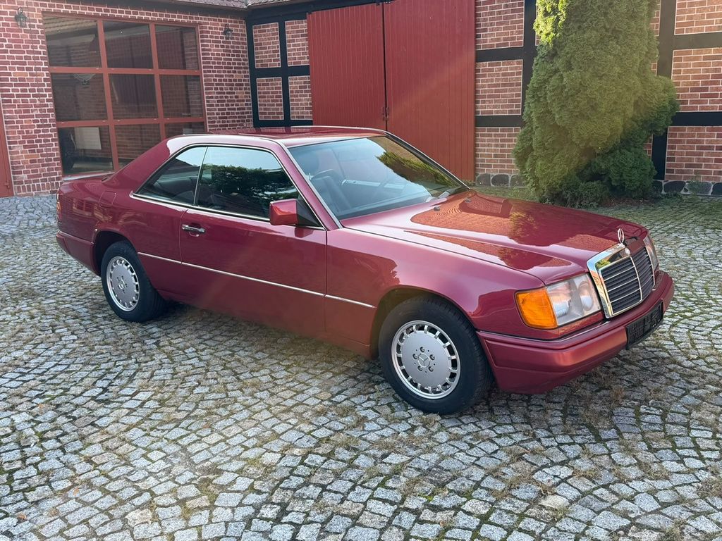 Bild des Angebotes Mercedes-Benz 300CE W124 - herausragend! 2.Hd., nur 133T Km.