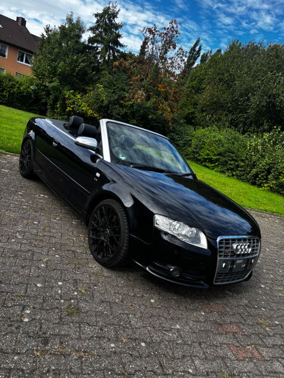 Bild des Angebotes Audi S4 4.2 Cabrio RHD vieles neu  TAUSCH MÖGLICH