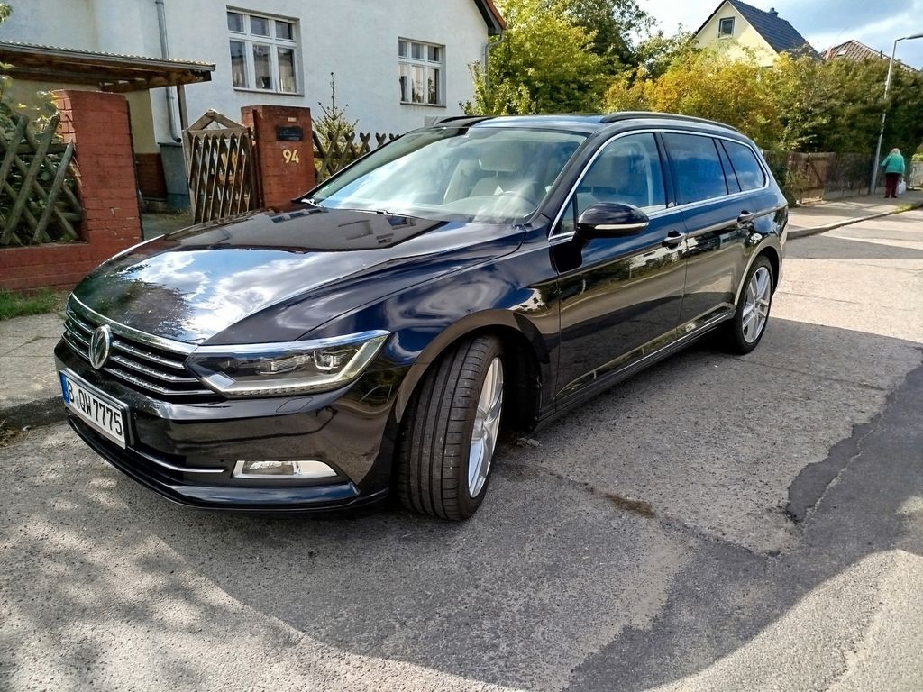 Volkswagen Passat Variant 2.0 TDI DCC, ACC, PANO, DYNAUDIO
