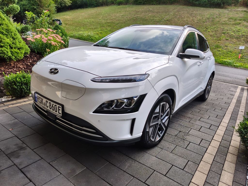 Bild des Angebotes Hyundai KONA Elektro 100kW -AHK-ACC-Kamera -usw.