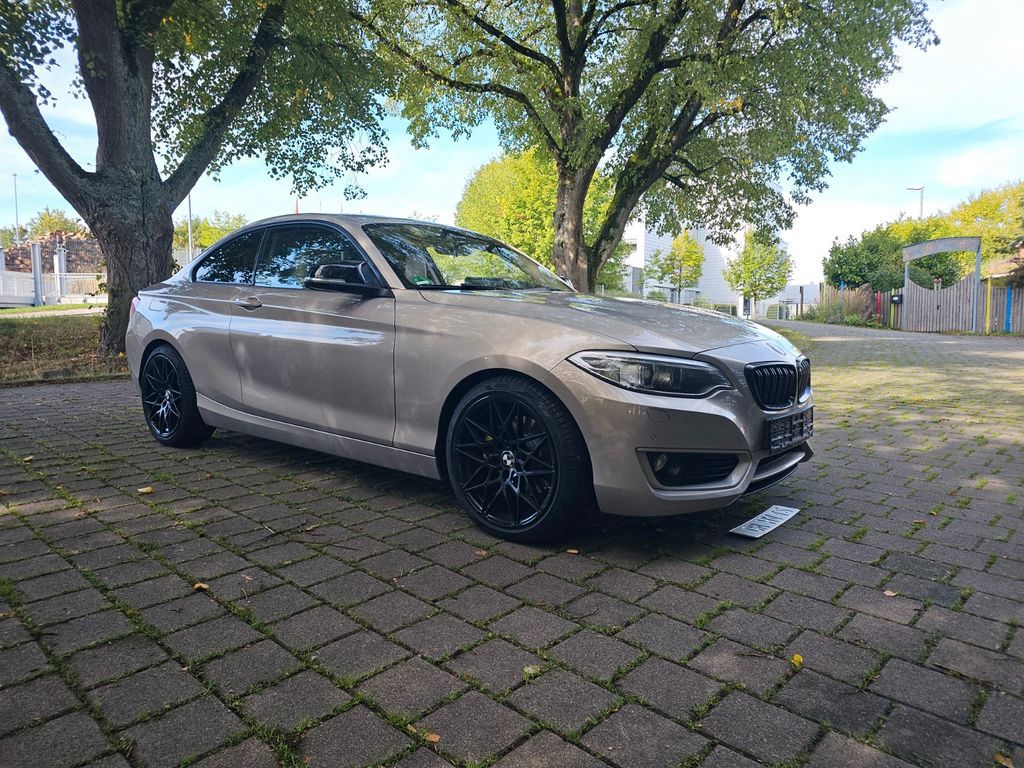 Bild des Angebotes BMW 220i Coupé Modern Line Modern Line