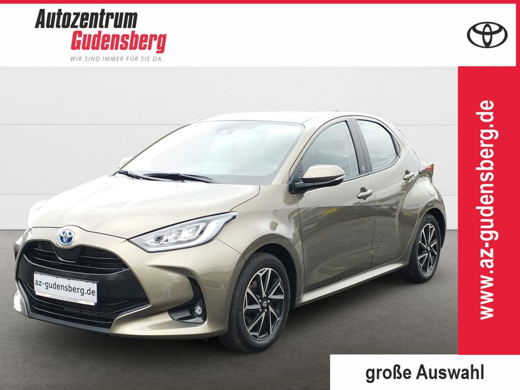 Bild des Angebotes Toyota Yaris Team Deutschland 1,5-l-VVT-iE Hybrid Syst.