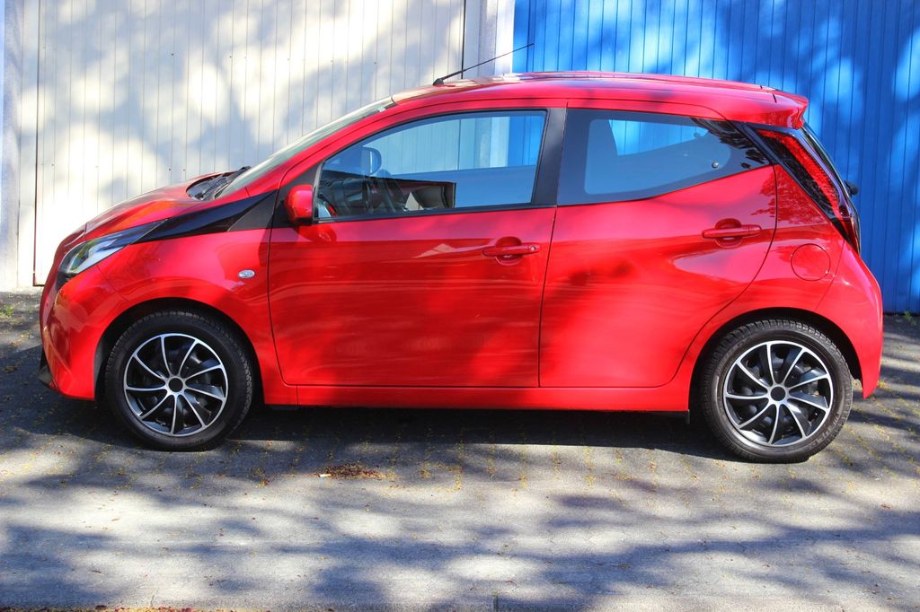 Bild des Angebotes Toyota Aygo (X) VVT-i x-play/Garantie bis 02.2027