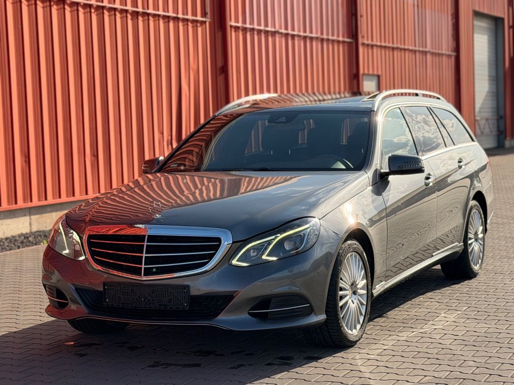 Bild des Angebotes Mercedes-Benz E 220 LED AUTOMATIK LEDER PDC AHK NAVI ACC EU6