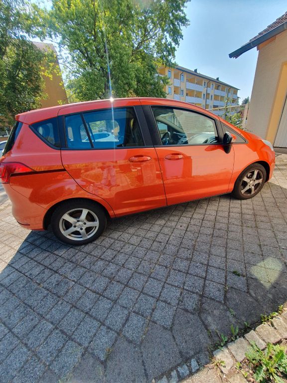 Bild des Angebotes Ford B-Max 1,6 TDCi 70kW Titanium Titanium