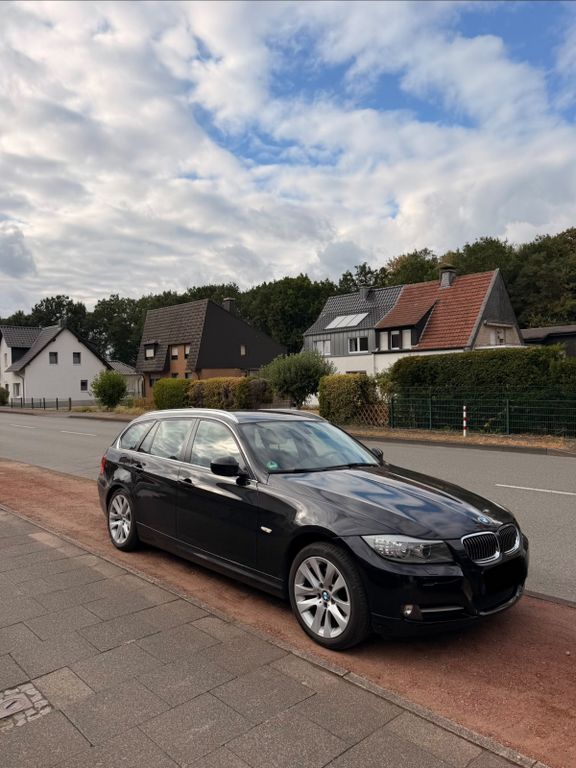 Bild des Angebotes BMW 320d Touring LCI (Facelift)Edition Lifestyle AKH