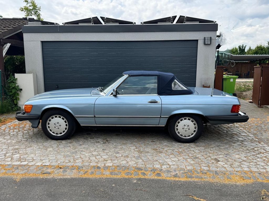 Bild des Angebotes Mercedes-Benz SL 560 original Zustand in Note2 mit Service neu