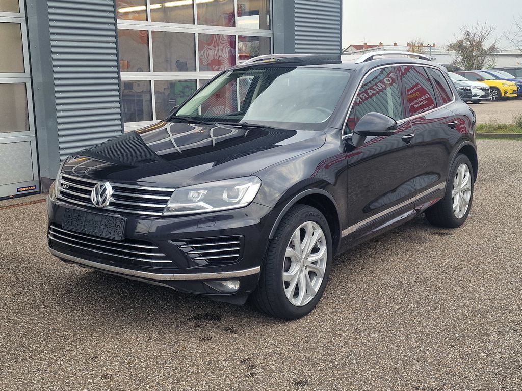Bild des Angebotes Volkswagen Touareg V6 TDI R-Line NAVI Luftfederung AHK