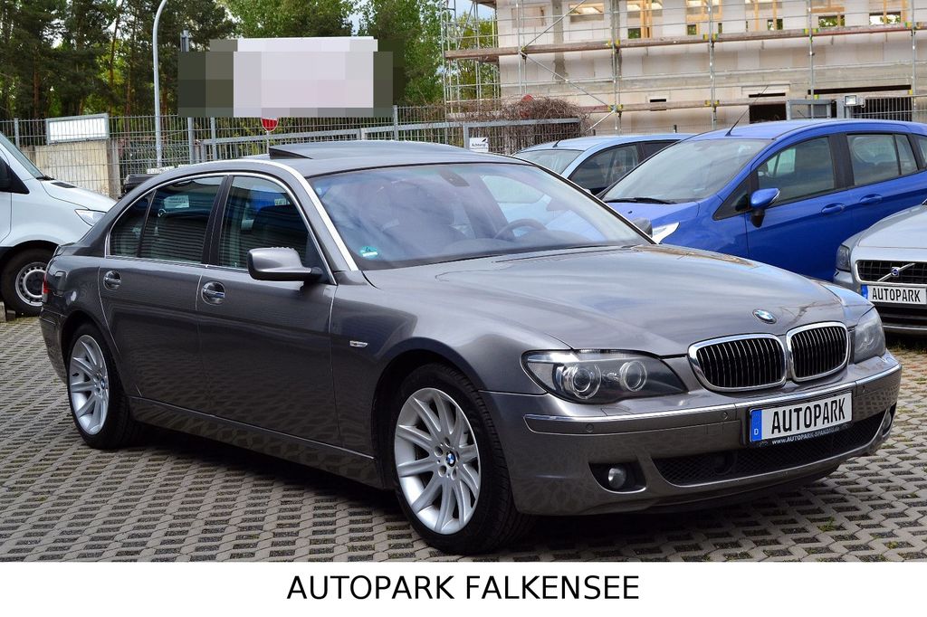 Bild des Angebotes BMW 750 LI LANG VOLLAUSSTATTUNG LPG GAS EX-REGIERUNG