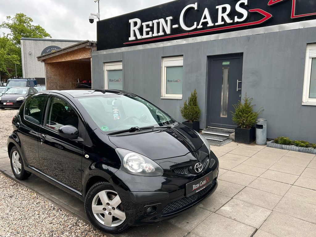 Bild des Angebotes Toyota Aygo AYGO Club/KLIMA/ALLWETTER/BLUETOOTH/TÜV-NEU