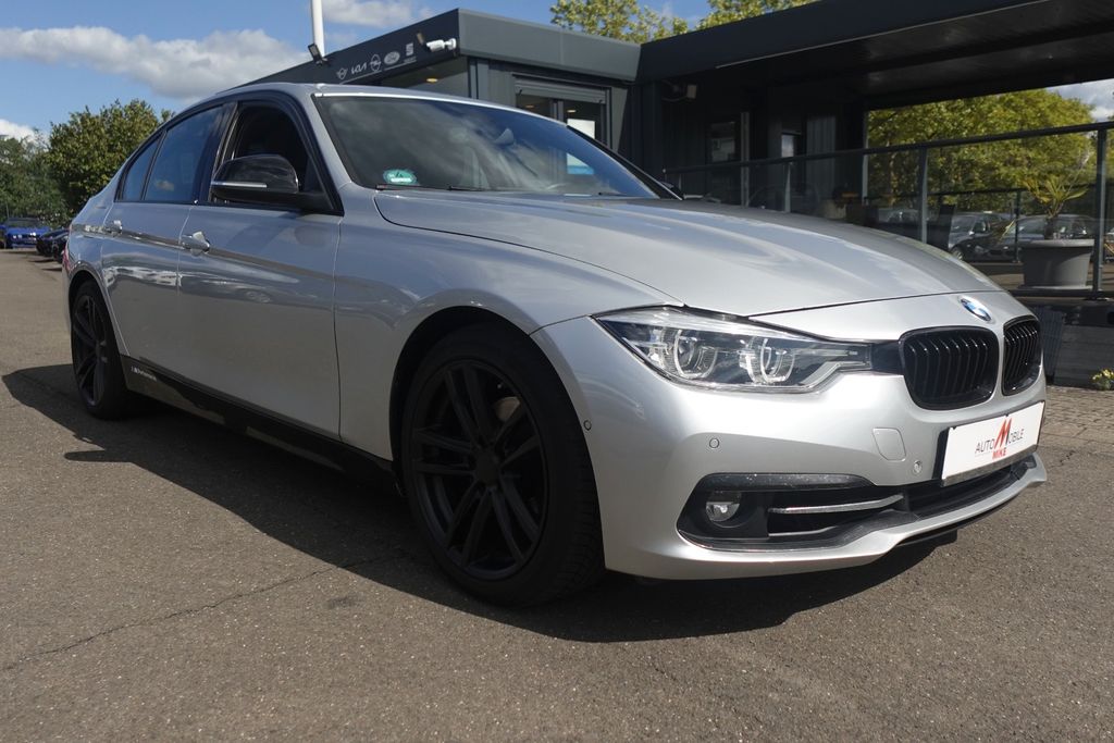 Bild des Angebotes BMW 330i Sport Line *GARANTIE*Leder+Keyless GO*Led