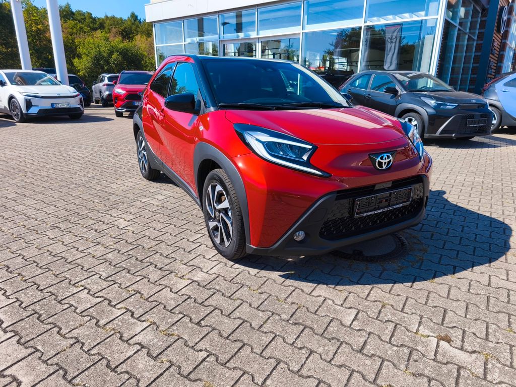 Bild des Angebotes Toyota Aygo X Teamplayer Automatik