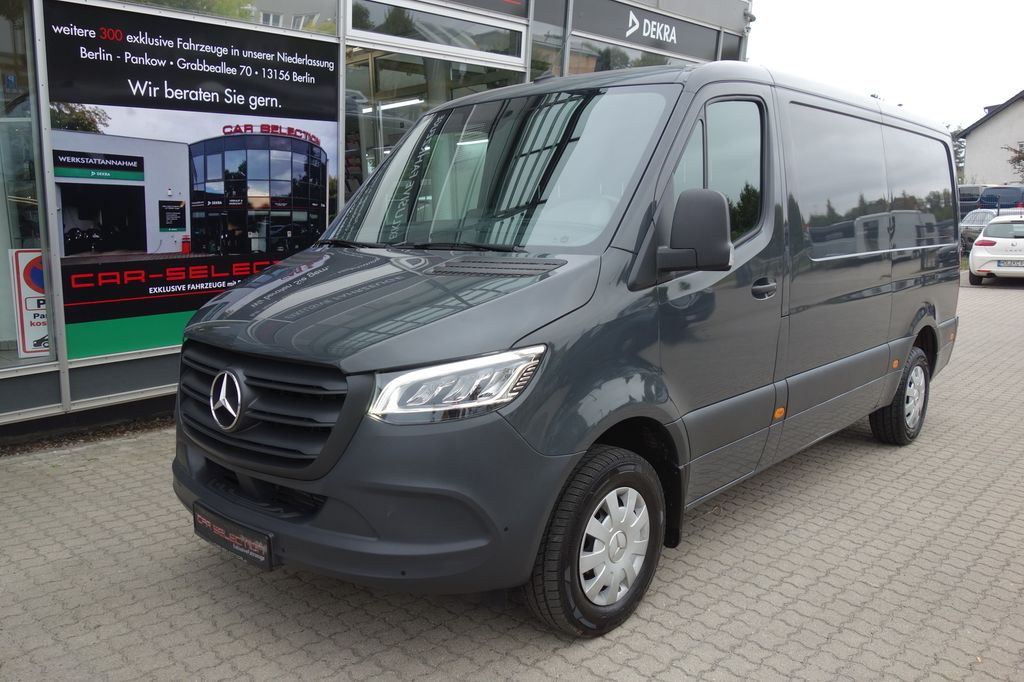 Bild des Angebotes Mercedes-Benz Sprinter 311 CDI L2H1 KASTEN STDHZG/AHK/LED