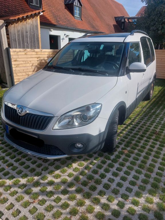 Bild des Angebotes Skoda Roomster 1.6l TDI 77kW Scout Plus Edition Sc...