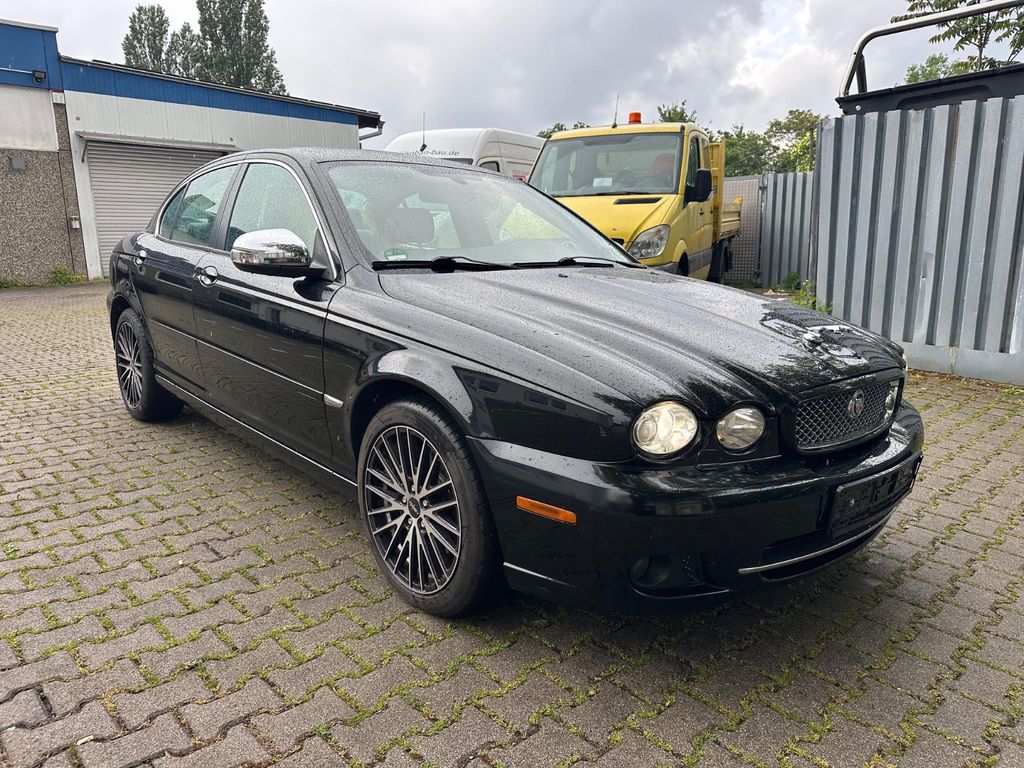 Jaguar X-Type 2.2 D Executive Leder Navi Schd