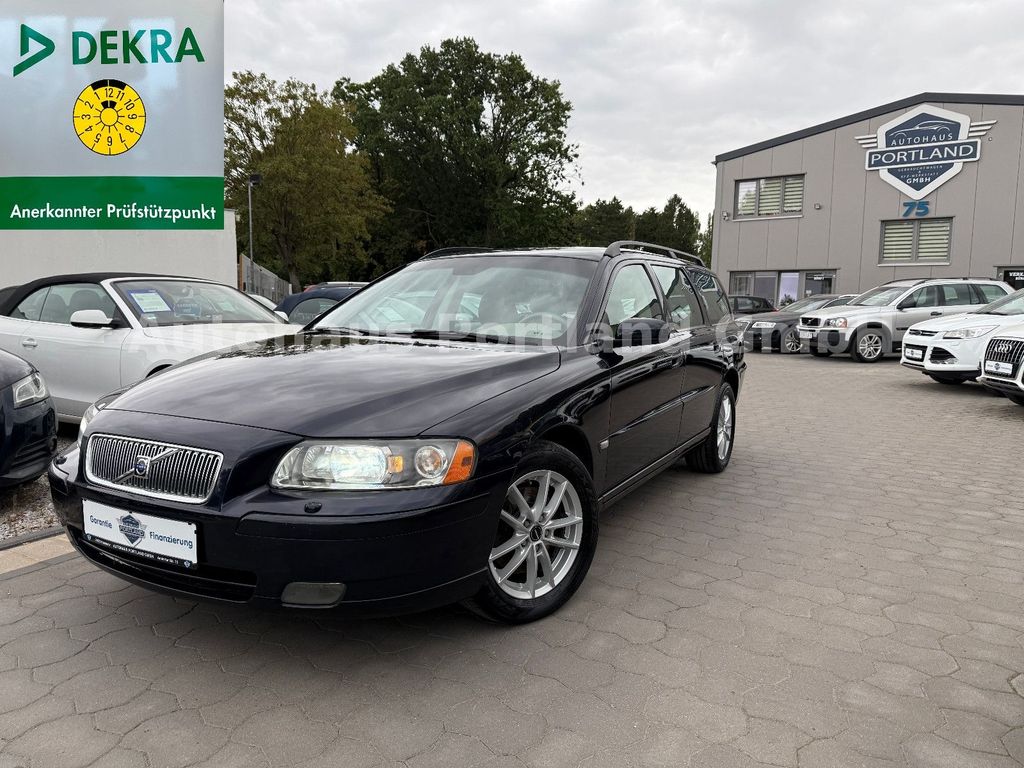 Volvo V70 2.4 D5 Momentum/Xenon/Kurvenlicht/Tempo/SHZ