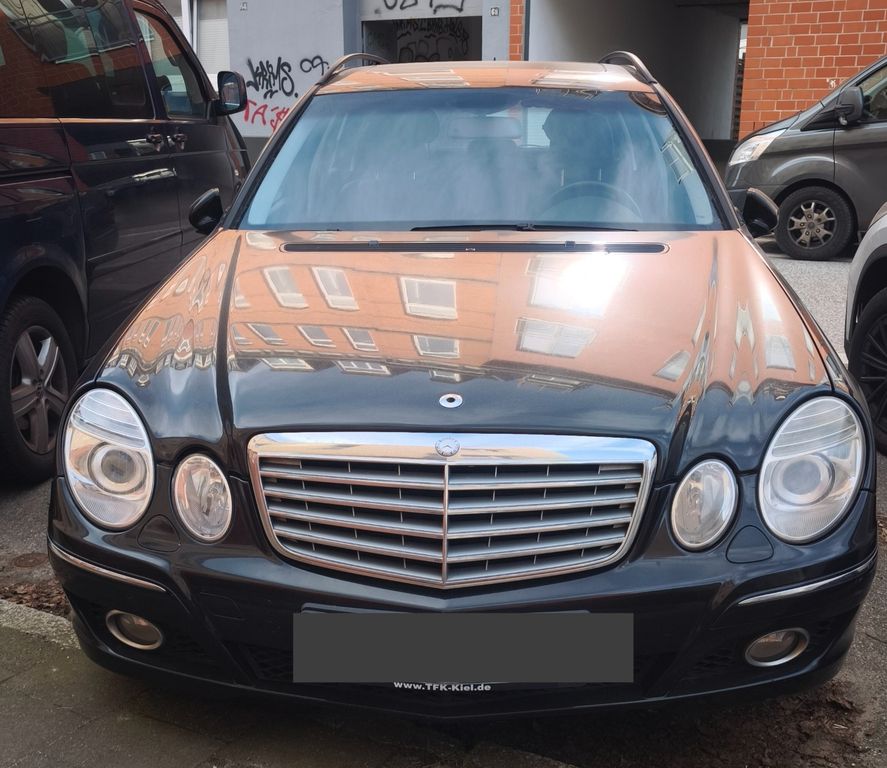 Bild des Angebotes Mercedes-Benz E 320 CDI T ELEGANCE