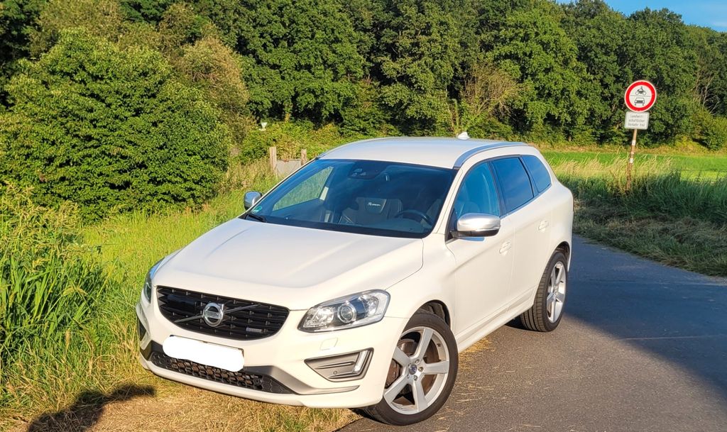 Bild des Angebotes Volvo VOLVO XC60 R-Design AWD SUMMUM TÜV+Service neu