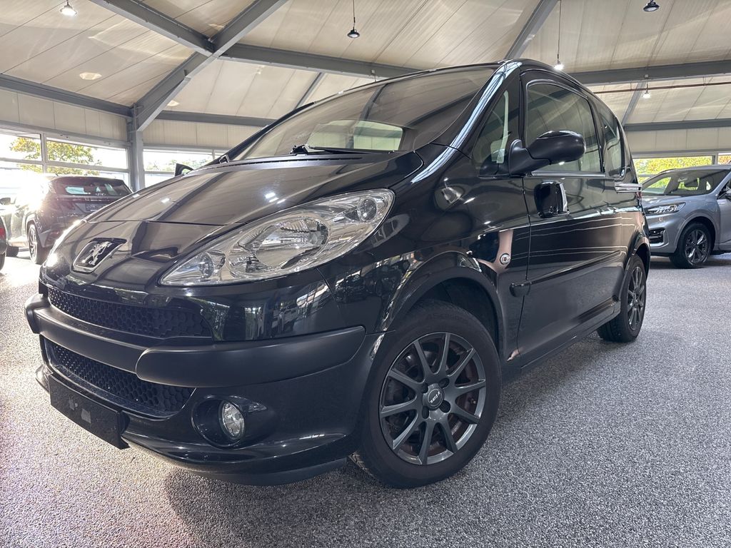 Peugeot 1007 Premium 110 Aut. Klima, AHK, TÜV 10/2028