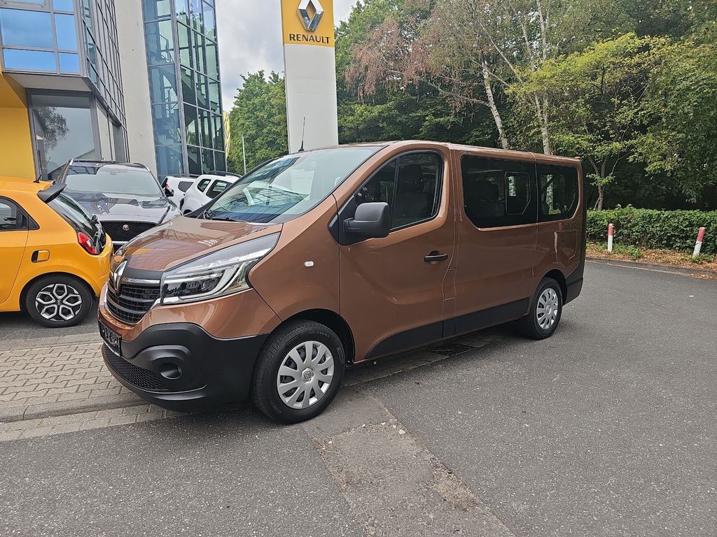 Bild des Angebotes Renault Trafic L1H1 2,8t L 9 Sitze+Insp.TÜV 17537.-Netto