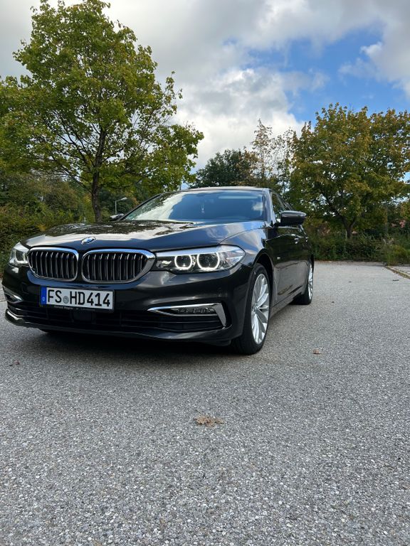 Bild des Angebotes BMW 520d xDrive Touring A Luxury Line Luxury Line