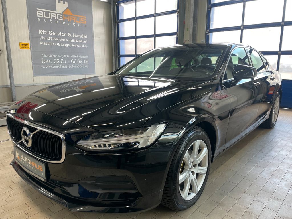 Bild des Angebotes Volvo S90 MOMENTUM/LED/LEDER/CARPLAY/NAVI/ACC/SPUR/PDC