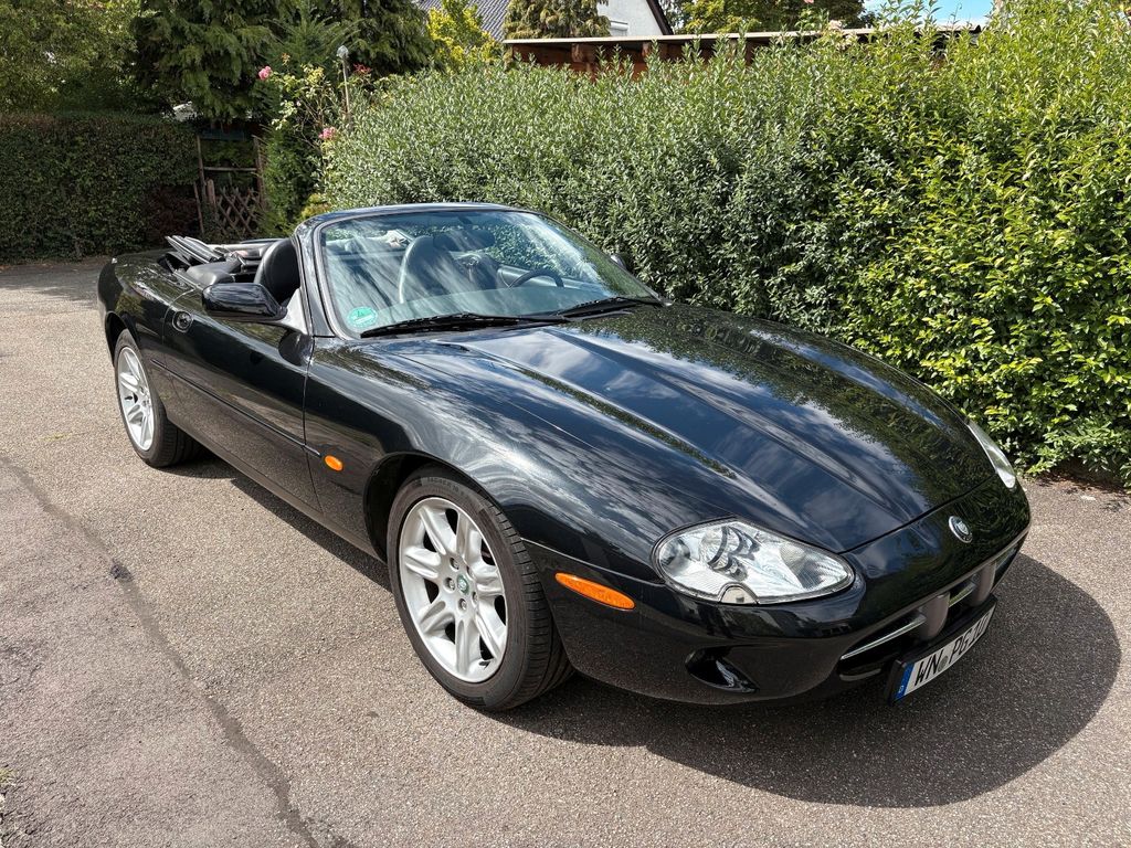 Bild des Angebotes Jaguar XK8 Cabriolet - Topgepflegte Katze, HU 05/28
