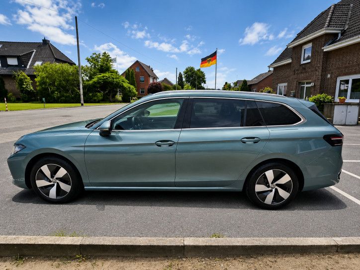 Bild des Angebotes Volkswagen Passat 2.0 TDI SCR DSG Elegance Elegance