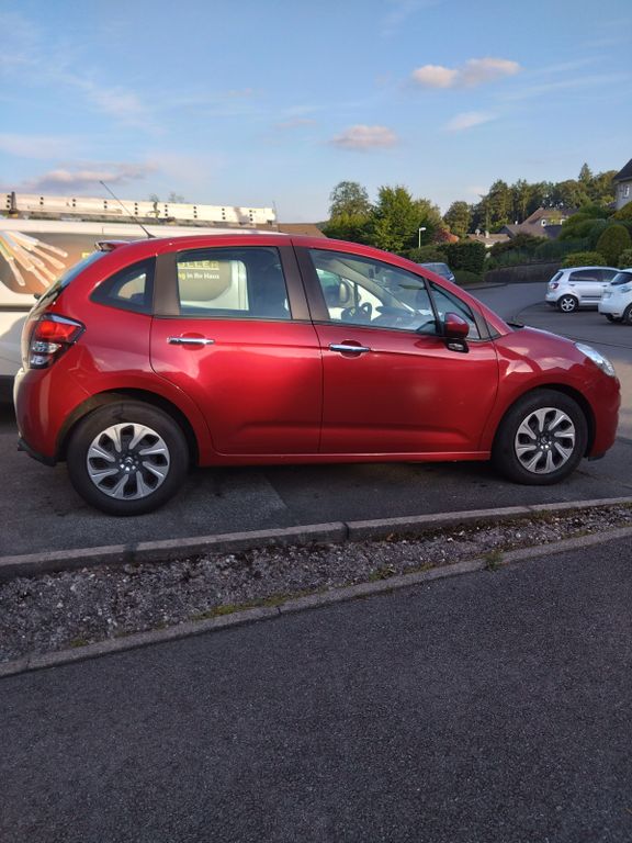 Bild des Angebotes Citroën C3 BlueHDi 75 Confort
