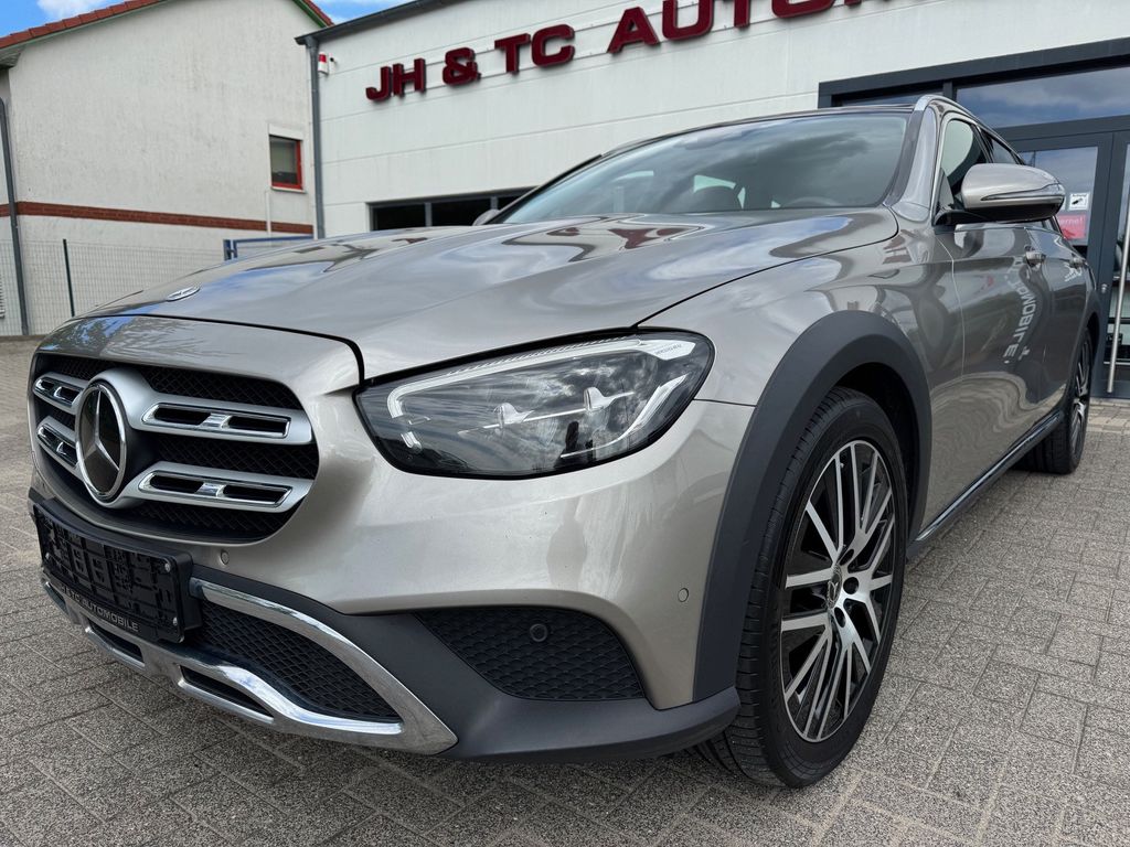 Bild des Angebotes Mercedes-Benz E 220 d 4Matic All-Terrain/Avantg/Panorama/Distr