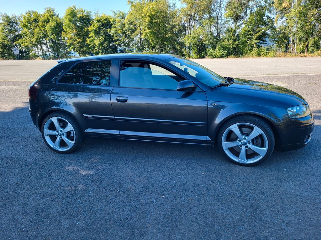 Bild des Angebotes Audi S3/A3 3,2l V6 Quattro ,Sline ,Schaltwippen