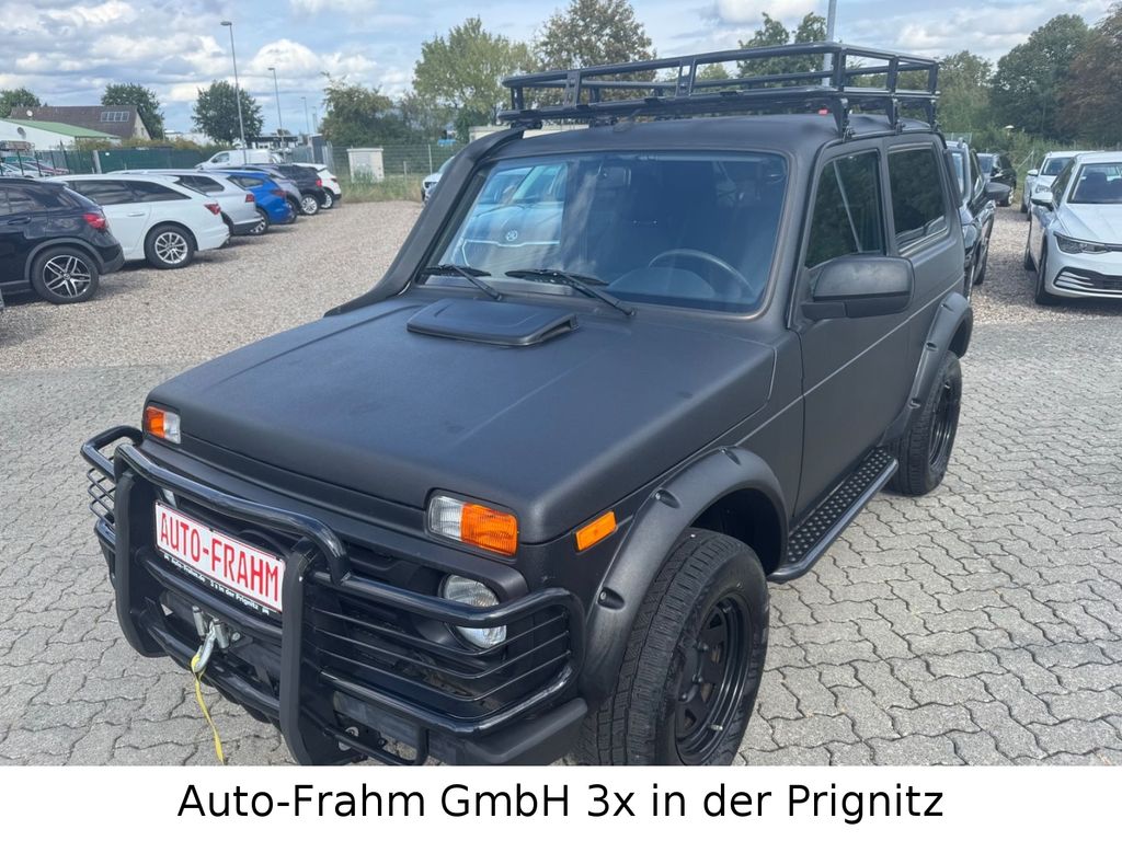 Bild des Angebotes Lada Taiga 4x4 Raptor Lackierung Dachträger Winde