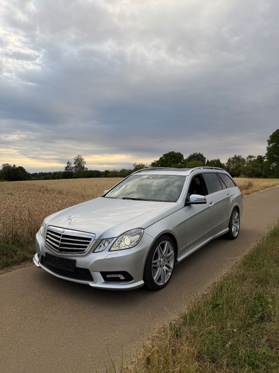 Bild des Angebotes Mercedes-Benz E 200 CGI T BlueEFFICIENCY - AMG Line Top