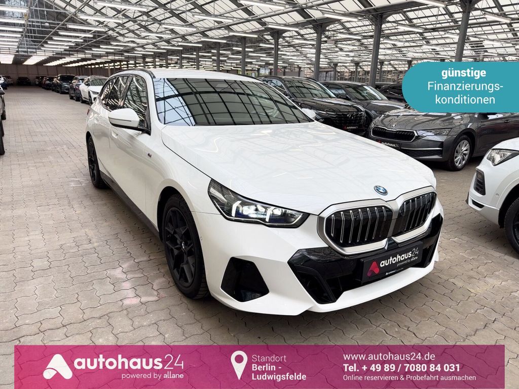 Bild des Angebotes BMW i5 Lim. 40 e M Sport LED|Alcantara|Navi