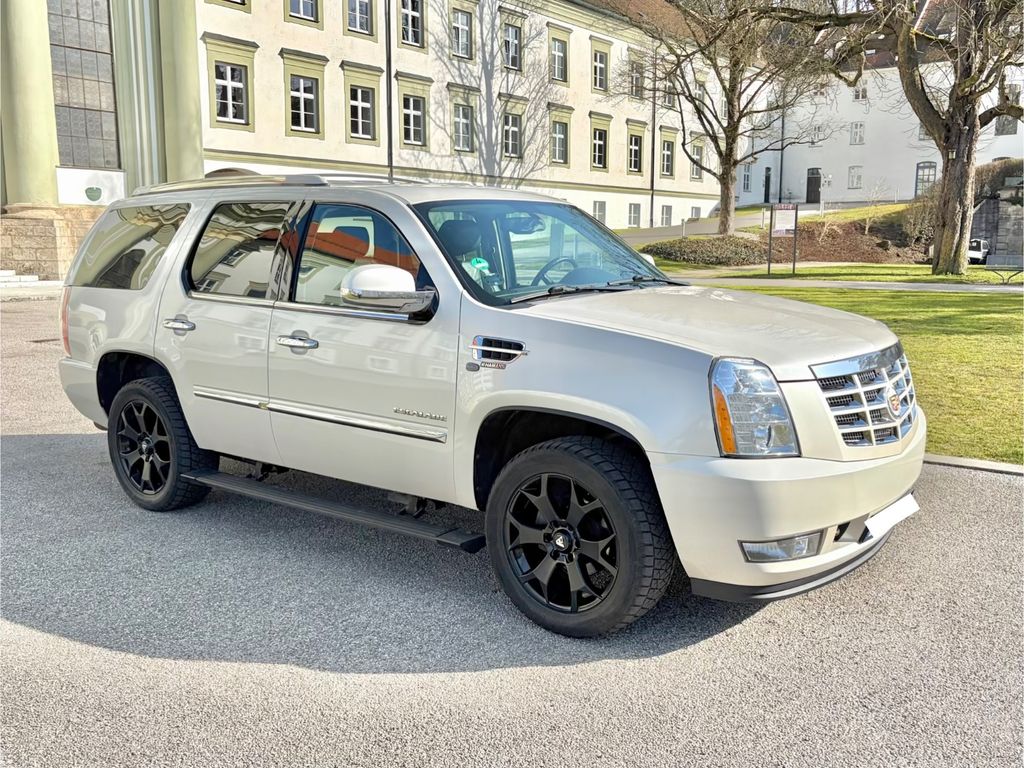 Cadillac Escalade 6.2 V8 Platinum Autom. Gasanlage