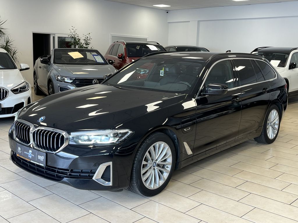 Bild des Angebotes BMW 530 e xDrive Luxury-Line Navi*Leder*LED*CarPlay