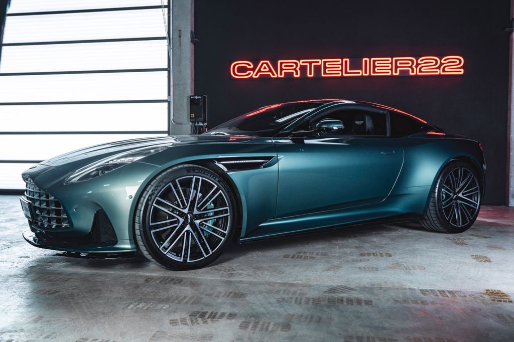 Bild des Angebotes Aston Martin DB12 NEW SERVICE STOCK CAR