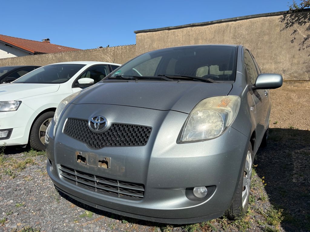 Toyota Yaris 1,4-l-D-4D Sol KLIMA