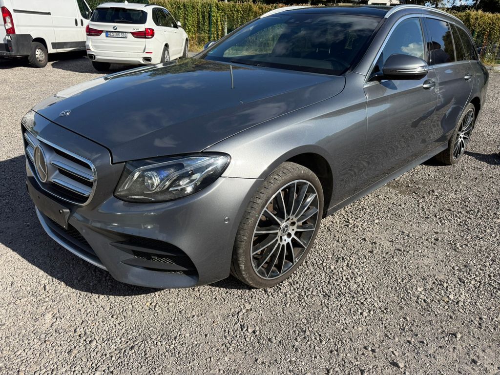 Bild des Angebotes Mercedes-Benz E 350 d*AMG Line*STDHZG*AHK*PANO*1.Hand*MWST