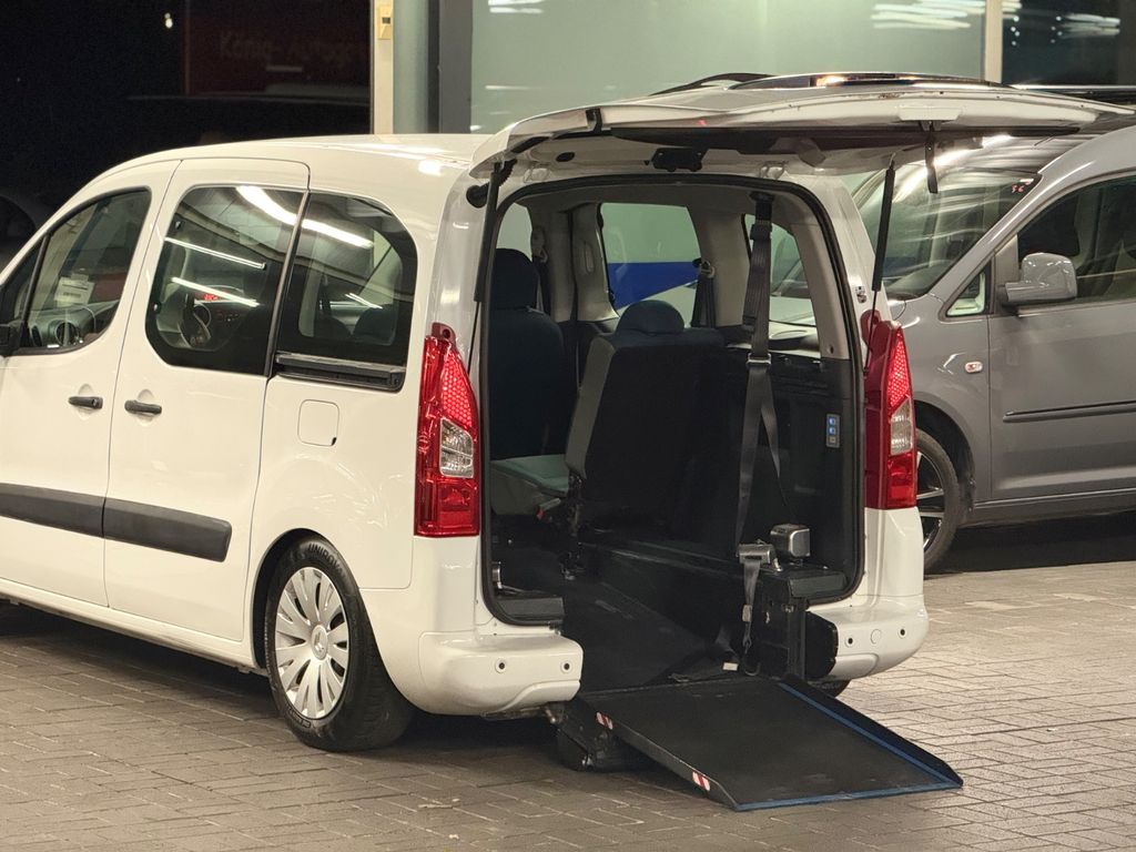 Bild des Angebotes Citroën Berlingo Behindertengerecht-Rampe 4+1