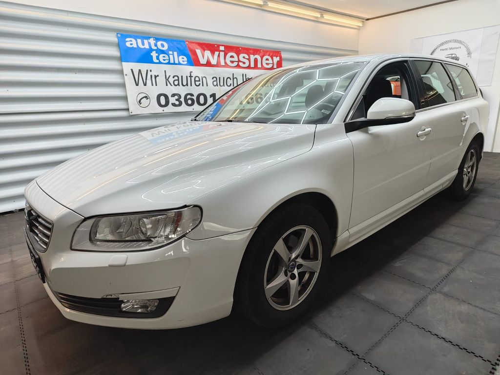 Bild des Angebotes Volvo V70 Kombi Linje Classic Xenon SHZ PDC NAVI EURO6