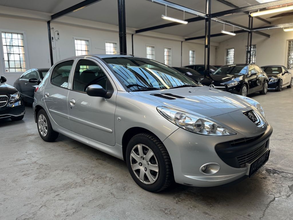 Bild des Angebotes Peugeot 206 + Basis *1.HD*KLIMA*SCHECKHEFT*ALLWETTER*