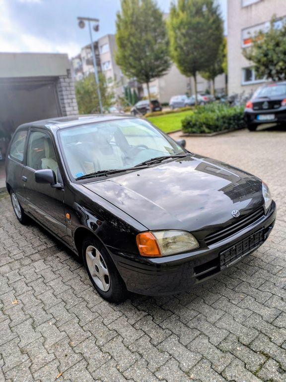 Toyota Starlet 1.3 Moonlight