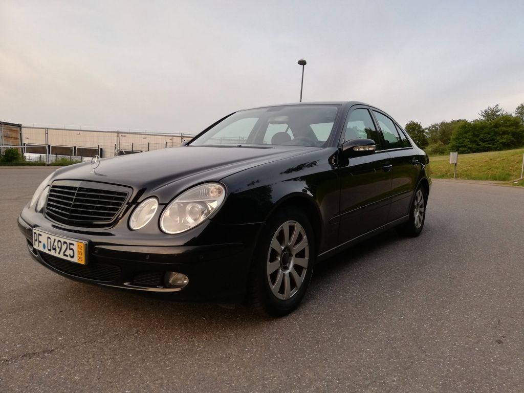 Bild des Angebotes Mercedes-Benz E 220 CDI CLASSIC Classic