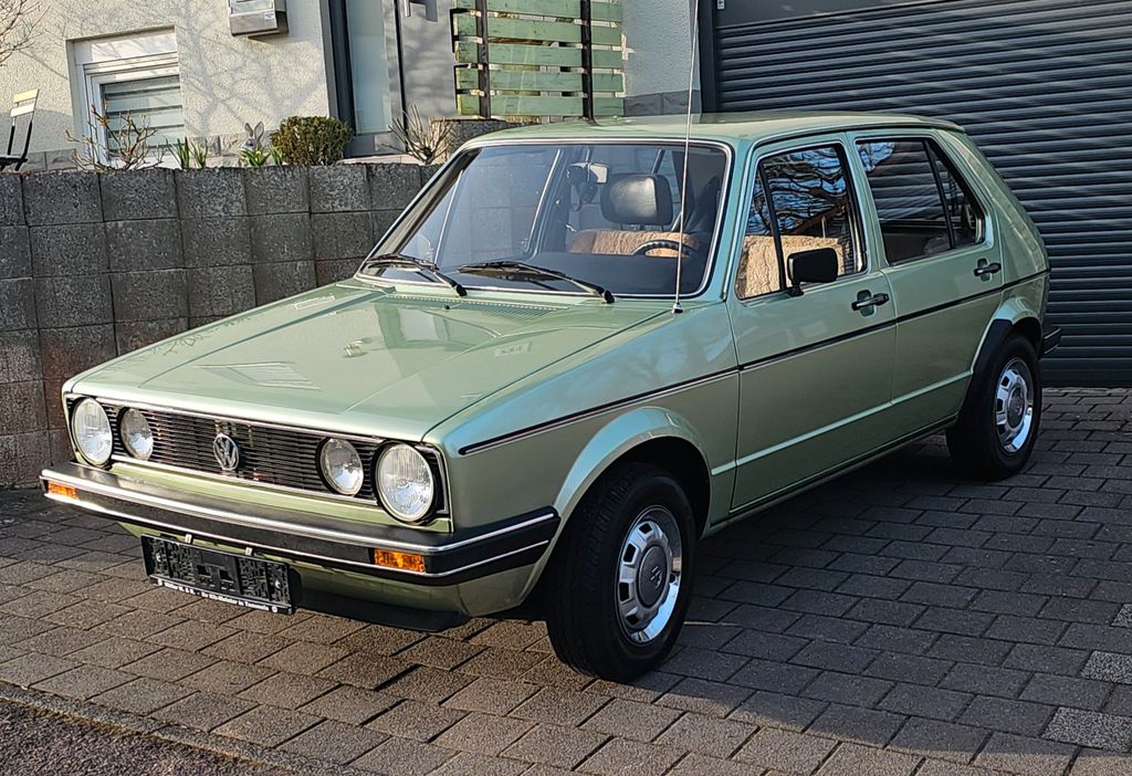 Volkswagen Oldtimer Golf CL automatic